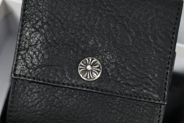 クロムハーツ CHROME HEARTS ウォレット ブラックヘビーレザー クロス＆ホースシューボタン付き - 画像 (6)