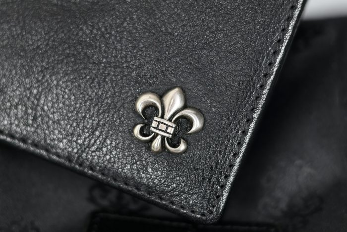 クロムハーツ CHROME HEARTS BSフレア シルバー925 パスポートケース ブラックレザー - 画像 (9)