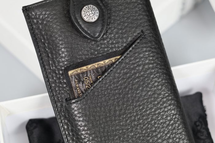 クロムハーツ CHROME HEARTS レザー製スマホケース 高級感あふれるデザイン - 画像 (4)