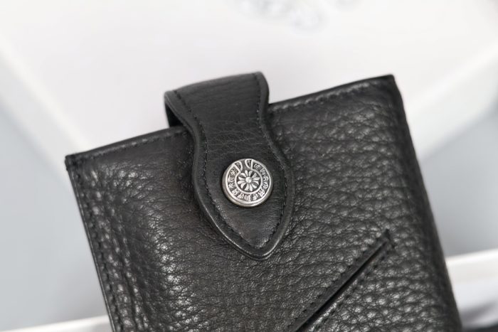 クロムハーツ CHROME HEARTS レザー製スマホケース 高級感あふれるデザイン - 画像 (9)