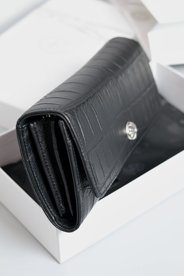クロムハーツ Chrome Hearts JUDY ジュディ クロスボタン アリゲーターレザーウォレット財布 ブラック シルバー - 画像 (2)