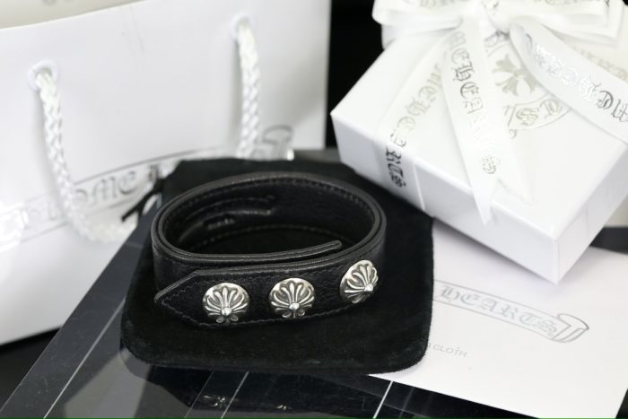 クロムハーツ CHROME HEARTS 3ボタン 2スナップ ブレスレット カモフラ クロスボタン - 画像 (8)