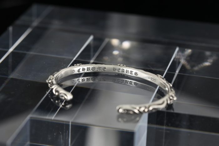 クロムハーツ CHROME HEARTS SBTバンドバングル クロススクロール シルバー925 - 画像 (4)