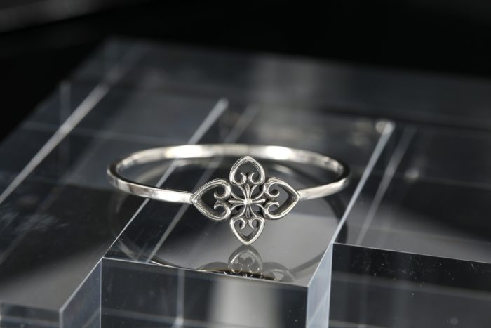 クロムハーツ CHROME HEARTS フィリグリーハートバングル ケイトハドソン愛用 ブレスレット