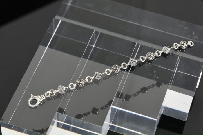 クロムハーツ CHROME HEARTS ダイス&クロスボール 8リンク シルバーブレスレット - 画像 (9)