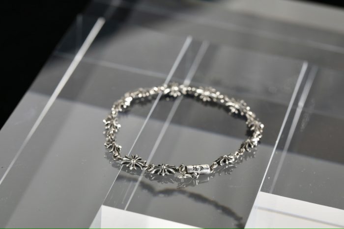 **クロムハーツ CHROME HEARTS タイニーECHプラスブレスレット シルバー925製