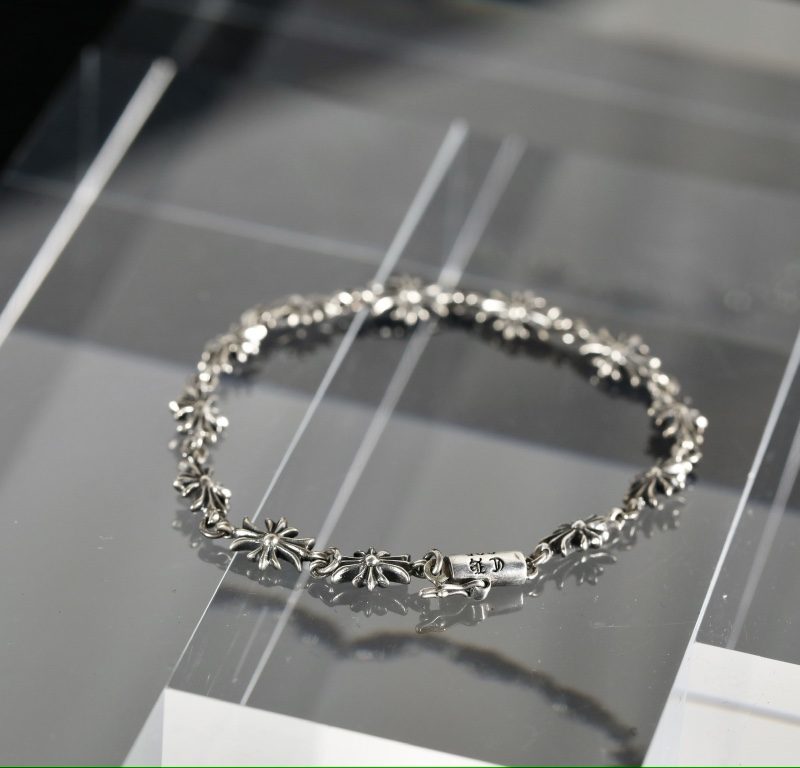 **クロムハーツ CHROME HEARTS タイニーECHプラスブレスレット シルバー925製