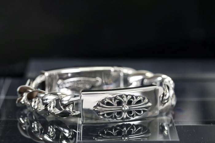 クロムハーツ CHROME HEARTS ダブルIDブレスレット 8リンクチェーン フローラルクロス＆ハート シルバーアクセサリー - 画像 (2)