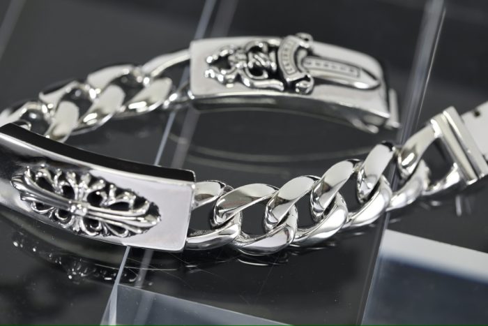クロムハーツ CHROME HEARTS ダブルIDブレスレット 8リンクチェーン フローラルクロス＆ハート シルバーアクセサリー - 画像 (5)