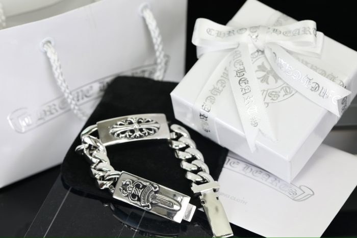 クロムハーツ CHROME HEARTS ダブルIDブレスレット 8リンクチェーン フローラルクロス＆ハート シルバーアクセサリー - 画像 (9)