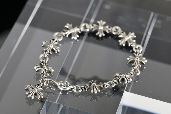 クロムハーツ CHROME HEARTS 9リンクカットアウトCHプラスブレスレット - 画像 (2)