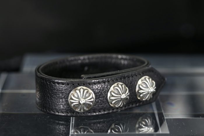 クロムハーツ CHROME HEARTS 3ボタン 2スナップ ブレスレット カモフラ クロスボタン - 画像 (2)