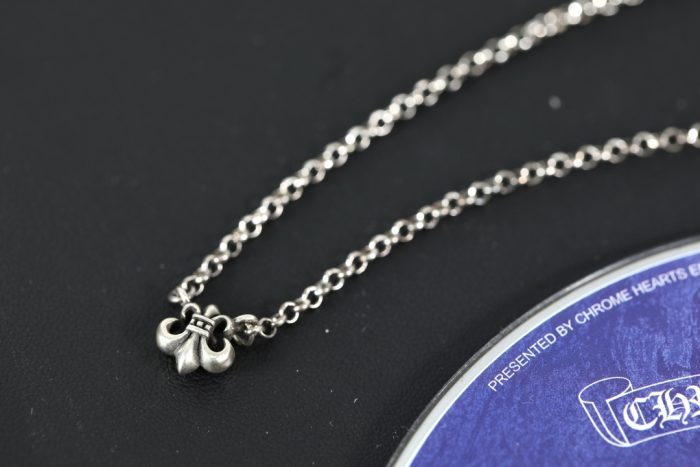 クロムハーツ CHROME HEARTS BSフレア シルバー925 鎖骨ネックレス - 画像 (8)