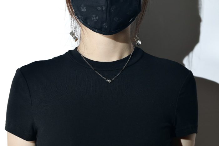 クロムハーツ CHROME HEARTS スター シルバー925 鎖骨ネックレス 華奢なデザイン