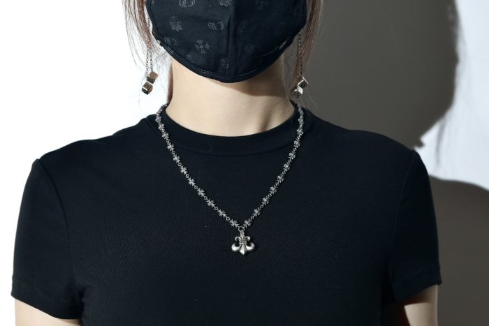 クロムハーツ CHROME HEARTS タイニー E CHプラス フレア シルバー925 ネックレス