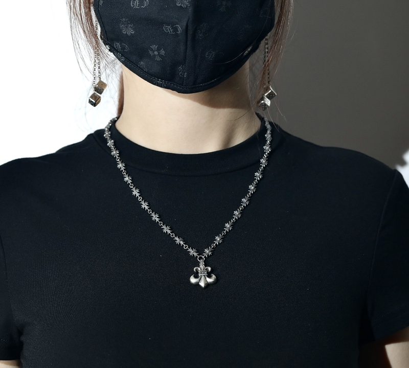 クロムハーツ CHROME HEARTS タイニー E CHプラス フレア シルバー925 ネックレス