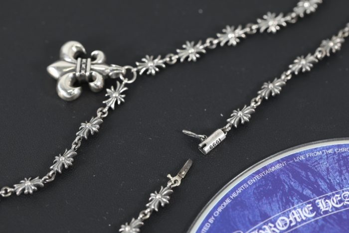 クロムハーツ CHROME HEARTS タイニー E CHプラス フレア シルバー925 ネックレス - 画像 (6)