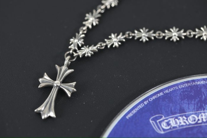 クロムハーツ CHROME HEARTS CHクロス ネックレス シルバー925 - 画像 (3)