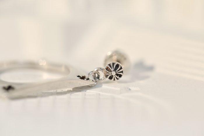 クロムハーツ CHROME HEARTS CHプラス スクエア ピアス ボールチェーン シルバー925 - 画像 (4)