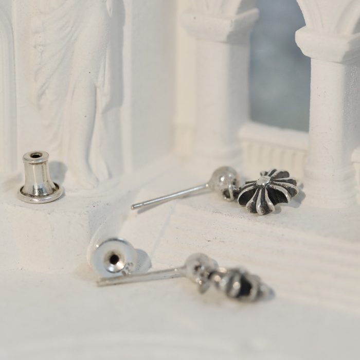 クロムハーツ Chrome Hearts  TNY E CH PLS 1 シルバータイニードロップピアス - 画像 (8)