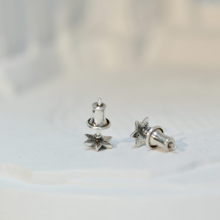 クロムハーツ Chrome Hearts CO STAR スタッドピアス シルバー925の星が耳元で煌めく - 画像 (9)