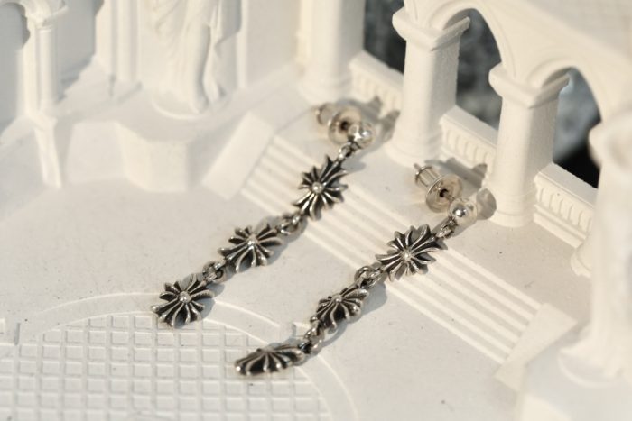 クロムハーツ Chrome Hearts Tiny E3 タイニーE CHプラス 3ドロップ ピアス シルバー925 インボイス付き - 画像 (4)