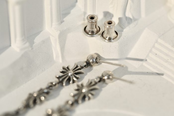 クロムハーツ Chrome Hearts Tiny E3 タイニーE CHプラス 3ドロップ ピアス シルバー925 インボイス付き - 画像 (6)