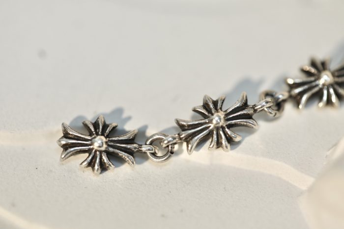 クロムハーツ Chrome Hearts Tiny E3 タイニーE CHプラス 3ドロップ ピアス シルバー925 インボイス付き - 画像 (8)