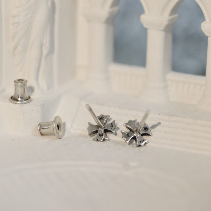 クロムハーツ Chrome Hearts No2 ch pls CHプラス ピアス シルバー925で輝く個性 - 画像 (9)