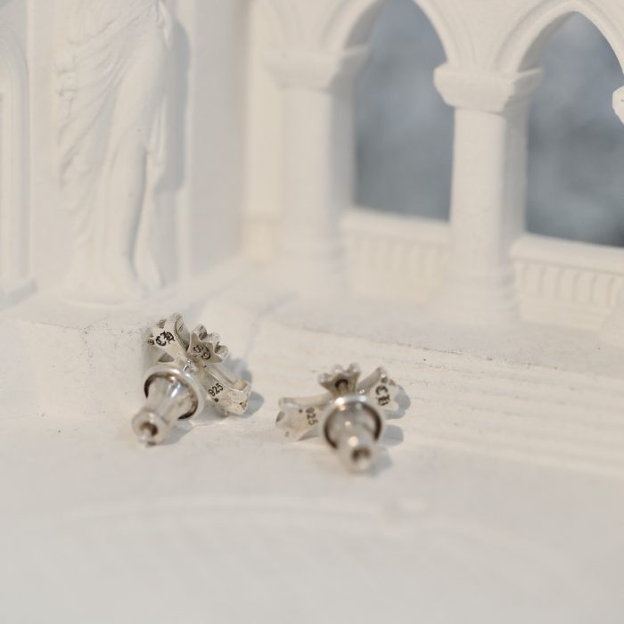 クロムハーツ Chrome Hearts CHクロス 2 Fat シルバー925ピアス 洗練されたスタイル - 画像 (6)