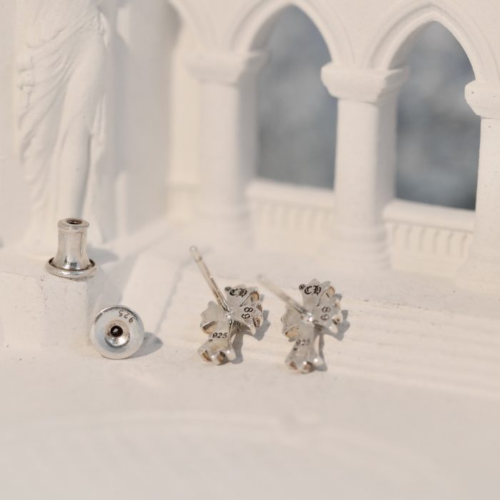 クロムハーツ Chrome Hearts CHクロス 2 Fat シルバー925ピアス 洗練されたスタイル - 画像 (8)