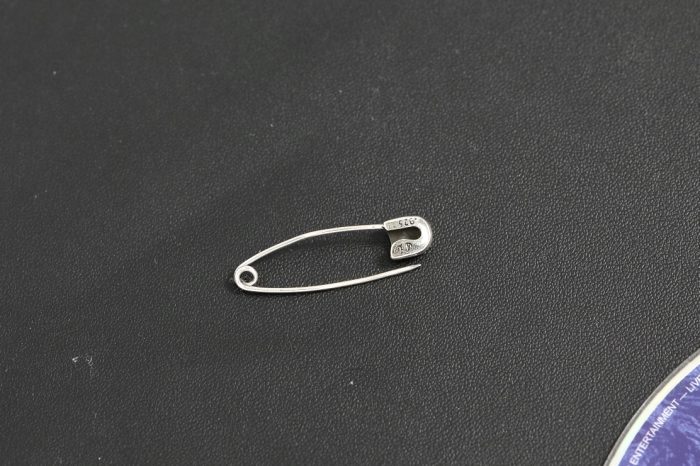 クロムハーツ CHROME HEARTS CHプラス セーフティーピン スモール - 画像 (4)