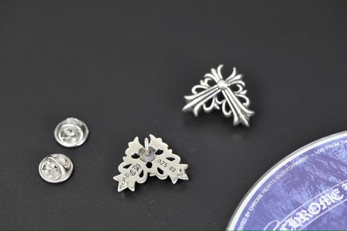 クロムハーツ CHROME HEARTS フローラルクロス スモールブローチ 2個セット - 画像 (4)