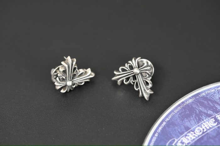 クロムハーツ CHROME HEARTS フローラルクロス スモールブローチ 2個セット - 画像 (7)