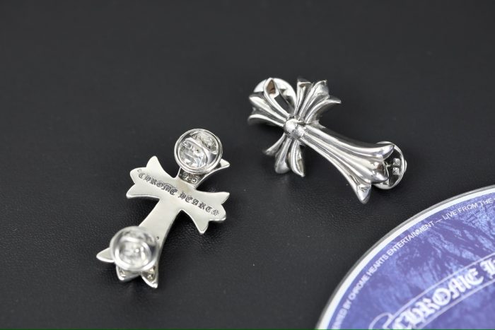 クロムハーツ CHROME HEARTS CHクロス ブローチ 2個セット - 画像 (8)