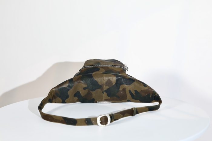 クロムハーツ SNAT PACK CAMO スナットパック カモフラージュ柄レザーウエストバッグ ボディーバッグ シルバー925 - 画像 (4)