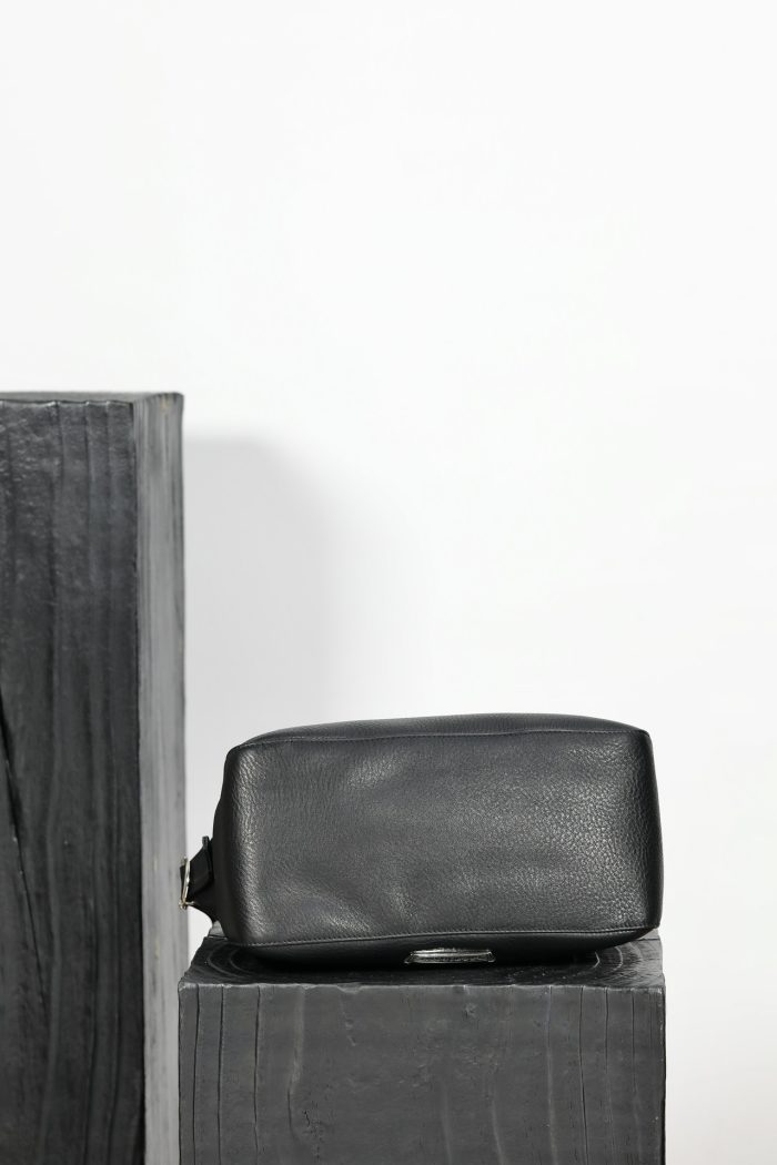 クロムハーツ CHROME HEARTS  Flap ラージクロス  レザー ブラック ショルダーバッグ - 画像 (10)