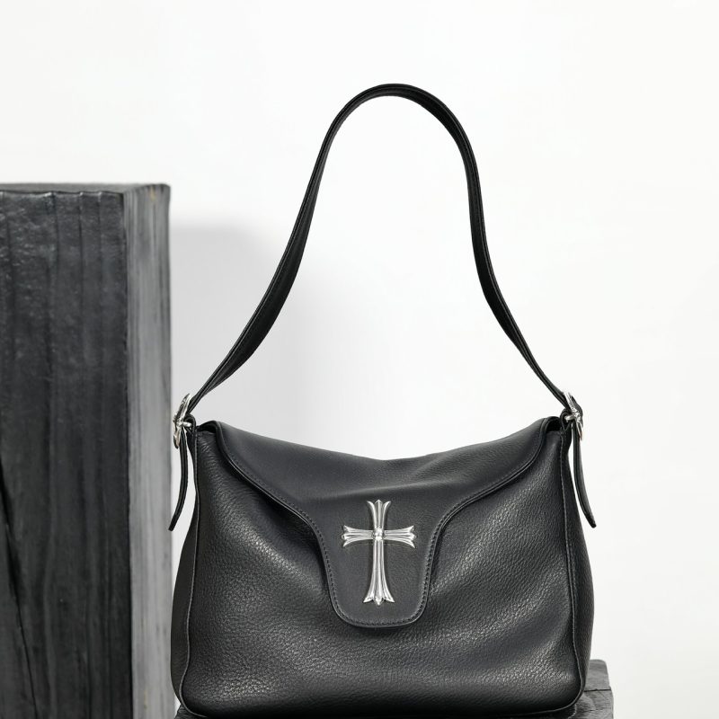 クロムハーツ CHROME HEARTS Flap ラージクロス レザー ブラック ショルダーバッグ