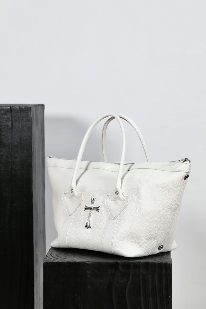 クロムハーツ MONICA BAG ホワイトレザー CHクロス装飾 ハンドバッグ シルバー925 - 画像 (4)