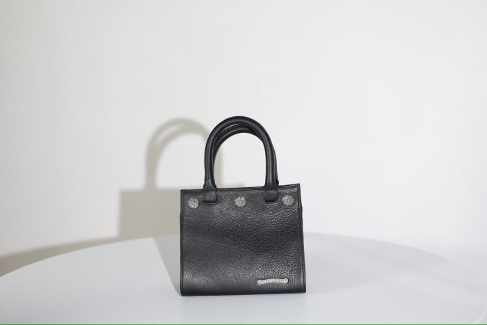 クロムハーツ Drew Mini ハンドバッグ レザー 3クロスボタン付き シルバー925金具