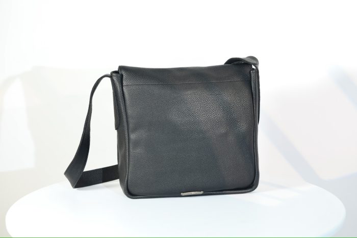 クロムハーツ ALL Black メールバッグ セメタリークロスパッチ バケッタレザー ショルダーバッグ - 画像 (4)