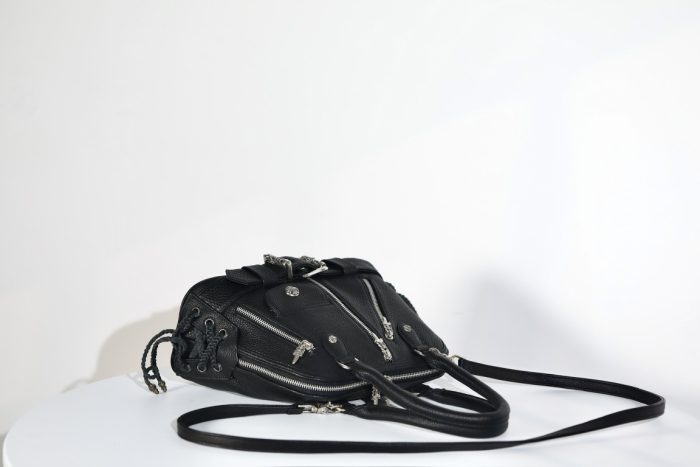 クロムハーツ MO DEAN スラウチーバッグ ブラックレザー ハンドバッグ シルバー金具 ユニセックスデザイン - 画像 (6)